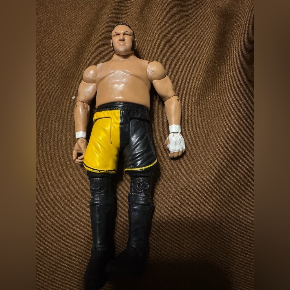 Samoa Joe 2016 Mattel WWE Basic Action Figure 7" Yellow Black Shorts Black Boots